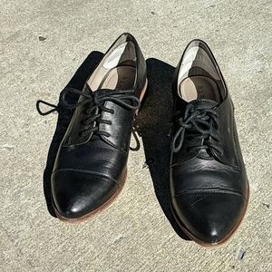 ❤️SALE❤️ Women's 'Benito' Black Oxfords by Hinge